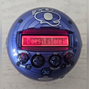 Radica 20Q 20 Questions Purple/Blue Electronic Handheld Game Tested 2009